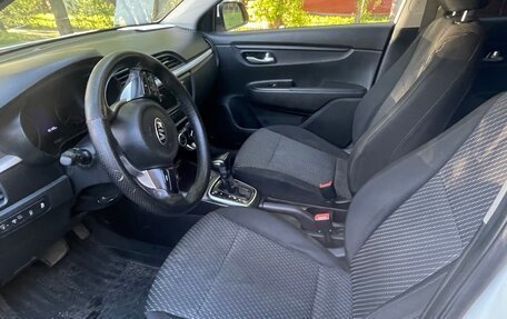 KIA Rio IV, 2018 год, 1 050 000 рублей, 11 фотография