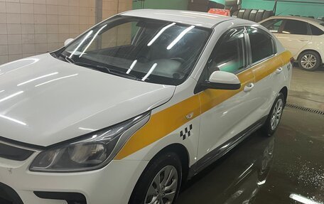 KIA Rio IV, 2018 год, 1 050 000 рублей, 8 фотография