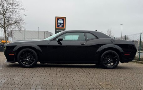 Dodge Challenger III рестайлинг 2, 2022 год, 9 440 000 рублей, 7 фотография