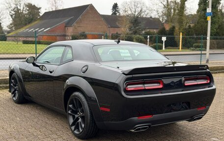 Dodge Challenger III рестайлинг 2, 2022 год, 9 440 000 рублей, 4 фотография