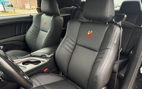 Dodge Challenger III рестайлинг 2, 2022 год, 9 440 000 рублей, 11 фотография