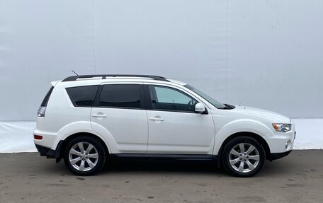 Mitsubishi Outlander III рестайлинг 3, 2012 год, 990 000 рублей, 4 фотография