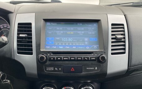 Mitsubishi Outlander III рестайлинг 3, 2012 год, 990 000 рублей, 13 фотография