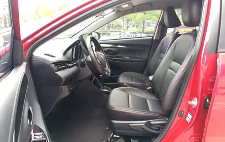 Toyota Yaris XP150 рестайлинг, 2022 год, 1 167 000 рублей, 9 фотография