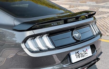 Ford Mustang VI рестайлинг, 2020 год, 2 140 100 рублей, 9 фотография