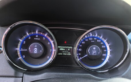 Hyundai Sonata VI, 2012 год, 1 050 000 рублей, 9 фотография