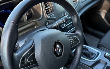 Renault Megane IV, 2018 год, 1 550 000 рублей, 11 фотография
