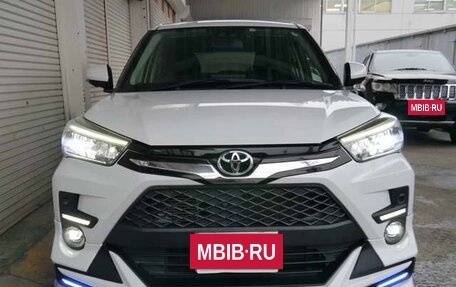 Toyota Raize I, 2022 год, 1 247 000 рублей, 2 фотография