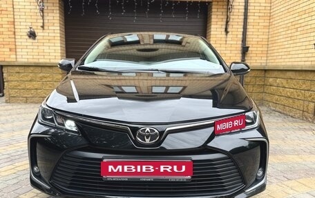 Toyota Corolla, 2019 год, 2 400 000 рублей, 3 фотография