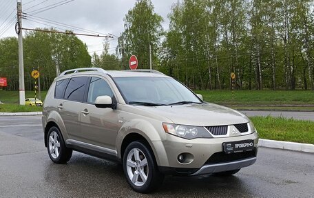 Mitsubishi Outlander III рестайлинг 3, 2008 год, 1 050 000 рублей, 3 фотография