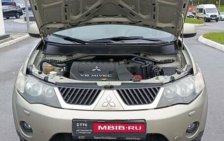 Mitsubishi Outlander III рестайлинг 3, 2008 год, 1 050 000 рублей, 11 фотография