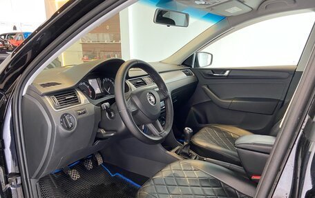 Skoda Rapid I, 2018 год, 1 175 000 рублей, 11 фотография