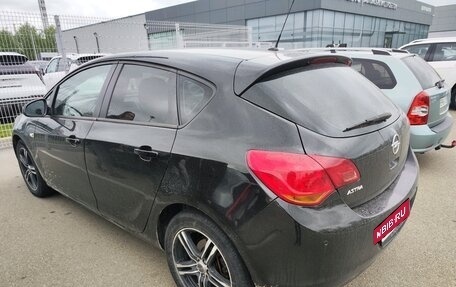 Opel Astra J, 2010 год, 590 000 рублей, 4 фотография