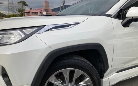 Toyota RAV4, 2022 год, 2 169 000 рублей, 7 фотография