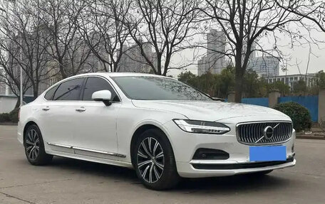 Volvo S90 II рестайлинг, 2021 год, 2 900 977 рублей, 3 фотография
