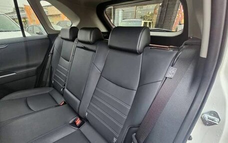 Toyota RAV4, 2022 год, 2 169 000 рублей, 15 фотография