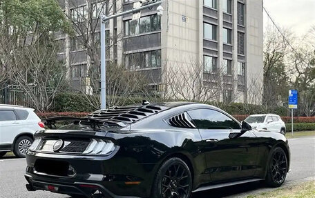 Ford Mustang VI рестайлинг, 2020 год, 2 800 000 рублей, 4 фотография