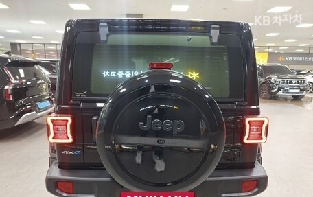 Jeep Wrangler, 2022 год, 4 060 000 рублей, 6 фотография
