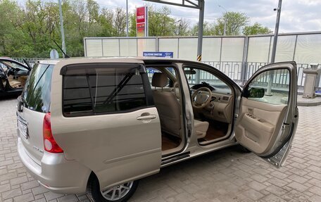Toyota Raum II, 2004 год, 720 000 рублей, 6 фотография