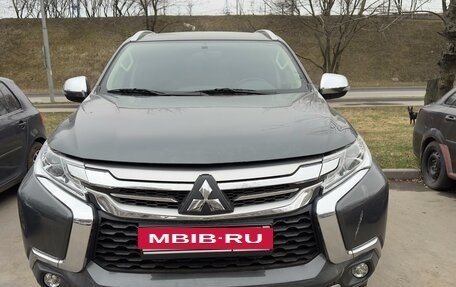 Mitsubishi Pajero Sport III рестайлинг, 2019 год, 2 470 000 рублей, 14 фотография