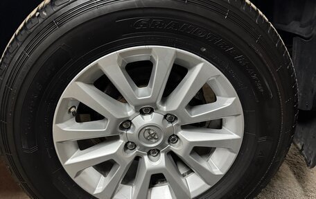 Toyota Land Cruiser Prado 150 рестайлинг 2, 2016 год, 3 850 000 рублей, 27 фотография