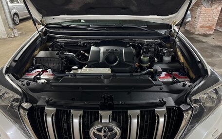 Toyota Land Cruiser Prado 150 рестайлинг 2, 2016 год, 3 850 000 рублей, 18 фотография