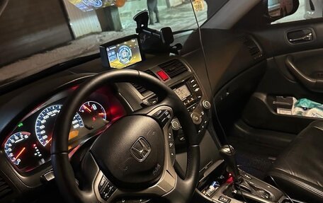 Honda Accord VII рестайлинг, 2006 год, 1 000 000 рублей, 6 фотография
