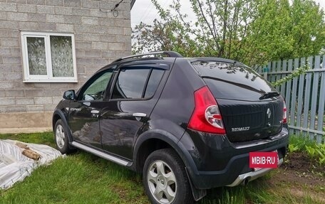 Renault Sandero I, 2013 год, 750 000 рублей, 4 фотография