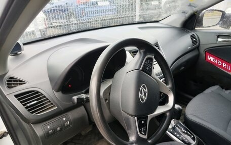 Hyundai Solaris II рестайлинг, 2013 год, 880 000 рублей, 7 фотография
