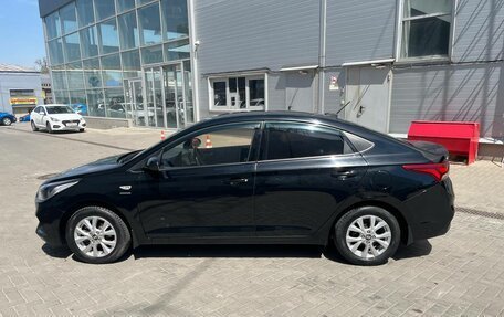 Hyundai Solaris II рестайлинг, 2019 год, 1 399 000 рублей, 4 фотография
