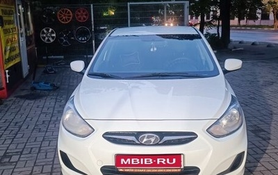 Hyundai Solaris II рестайлинг, 2012 год, 930 000 рублей, 1 фотография