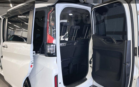 Honda Stepwgn IV, 2016 год, 1 800 000 рублей, 2 фотография