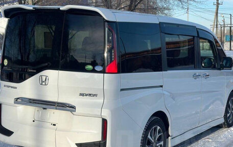 Honda Stepwgn IV, 2016 год, 1 800 000 рублей, 8 фотография