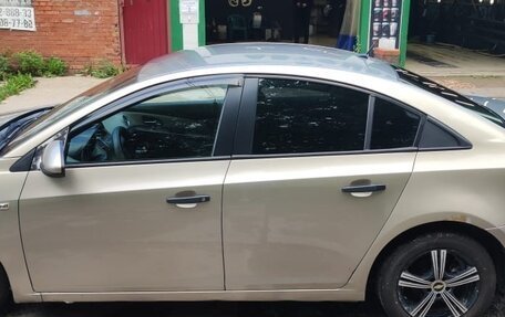 Chevrolet Cruze II, 2011 год, 600 000 рублей, 4 фотография