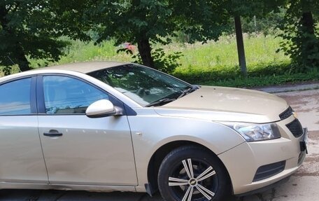 Chevrolet Cruze II, 2011 год, 600 000 рублей, 2 фотография