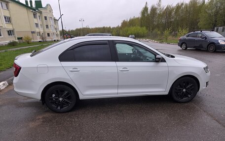 Skoda Rapid I, 2018 год, 1 350 000 рублей, 3 фотография