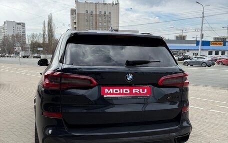 BMW X5, 2019 год, 6 090 000 рублей, 4 фотография