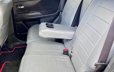 Mitsubishi Outlander III рестайлинг 3, 2016 год, 1 620 000 рублей, 16 фотография