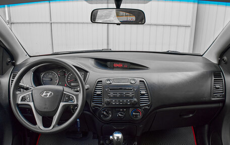 Hyundai i20 IB рестайлинг, 2009 год, 650 000 рублей, 11 фотография