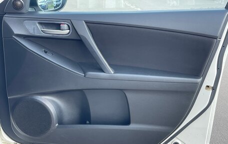 Mazda 3, 2010 год, 900 000 рублей, 20 фотография