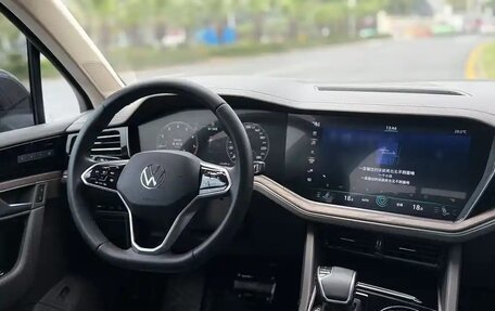Volkswagen Touareg III, 2021 год, 4 577 000 рублей, 7 фотография