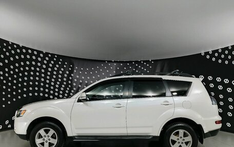 Mitsubishi Outlander III рестайлинг 3, 2011 год, 1 155 000 рублей, 8 фотография