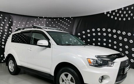 Mitsubishi Outlander III рестайлинг 3, 2011 год, 1 155 000 рублей, 3 фотография