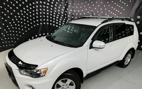 Mitsubishi Outlander III рестайлинг 3, 2011 год, 1 155 000 рублей, 13 фотография