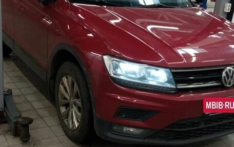 Volkswagen Tiguan II, 2020 год, 1 900 000 рублей, 2 фотография
