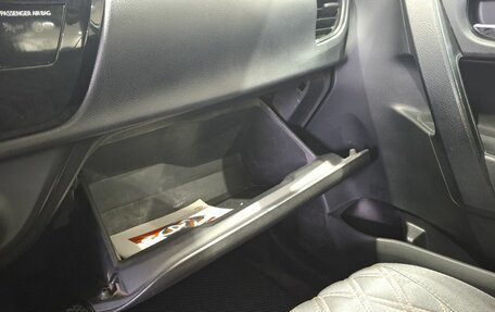 Toyota Corolla, 2013 год, 1 050 000 рублей, 32 фотография