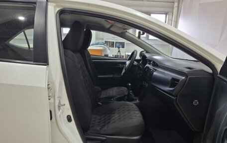 Toyota Corolla, 2013 год, 1 050 000 рублей, 31 фотография