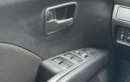 Mitsubishi Outlander III рестайлинг 3, 2008 год, 956 000 рублей, 14 фотография