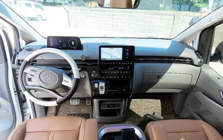 Hyundai Staria, 2022 год, 3 450 696 рублей, 5 фотография