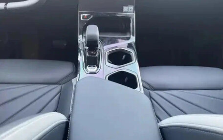 Geely Atlas, 2023 год, 2 095 696 рублей, 12 фотография